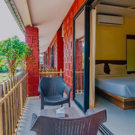 The Oak Woods Hotel Mahabaleshwar Exterior photo